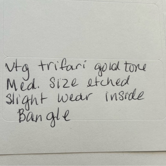 Trifari gold tone etched bracelet - Picture 8 of 8